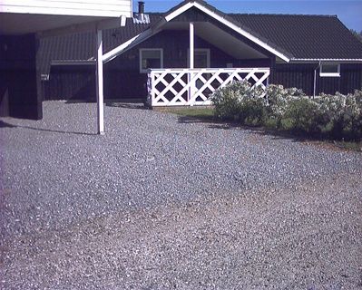 Sommerhuset set fra øst